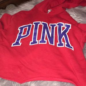 Read a long sleeve pink crop top